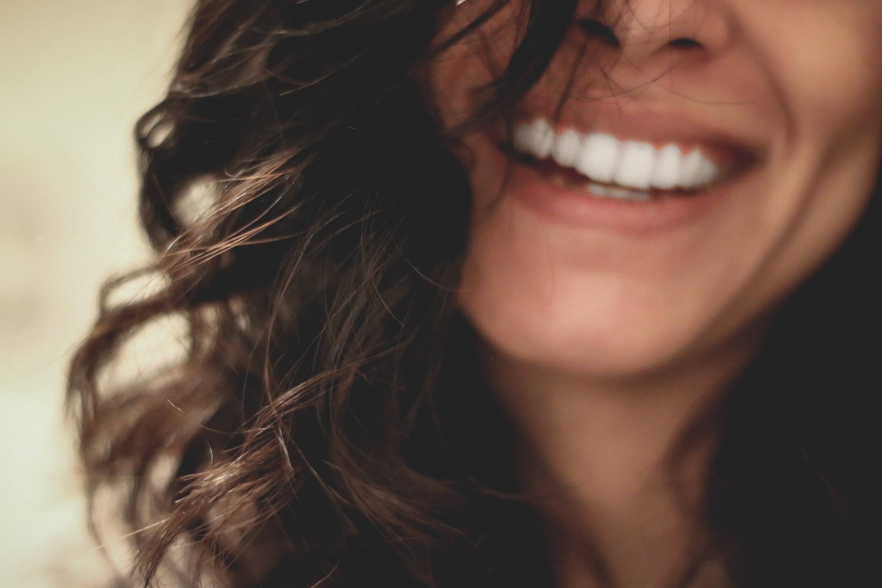 10 Ways A Whiter Smile Can Improve Your Social Life